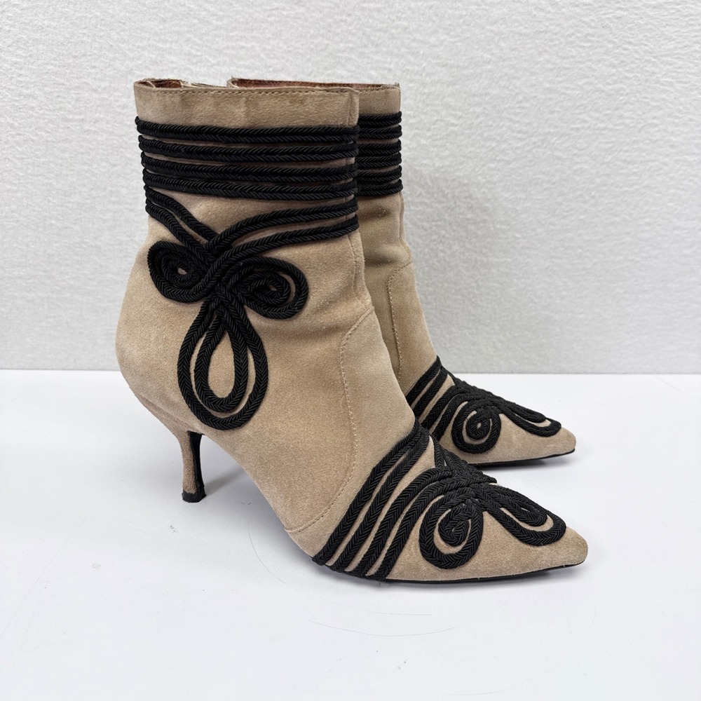 Jeffrey Campbell Heels Size 8 Taupe Suede Kitten Ankle Pointed Toe